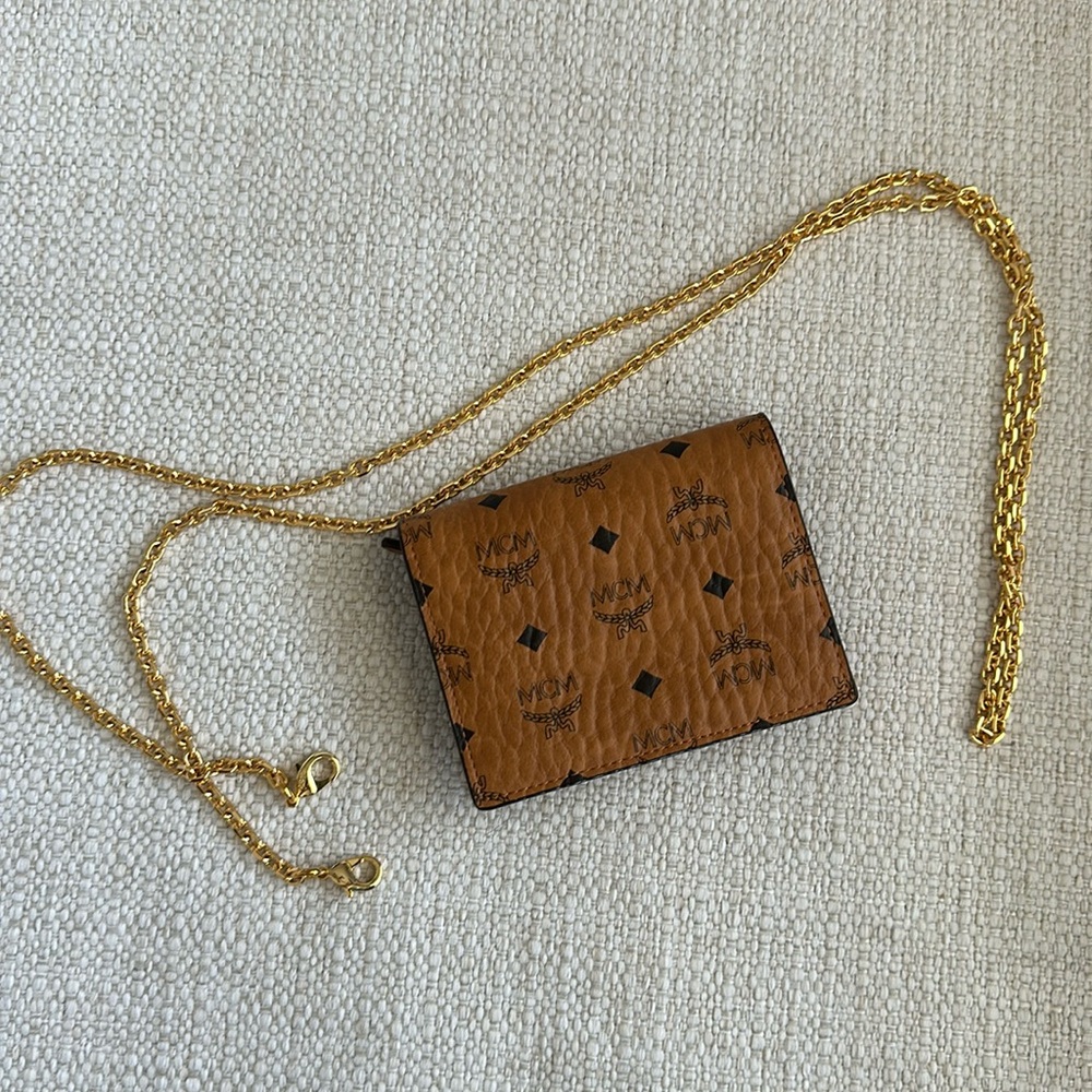 MCM Wallet on a Chain 🥰🥰🥰